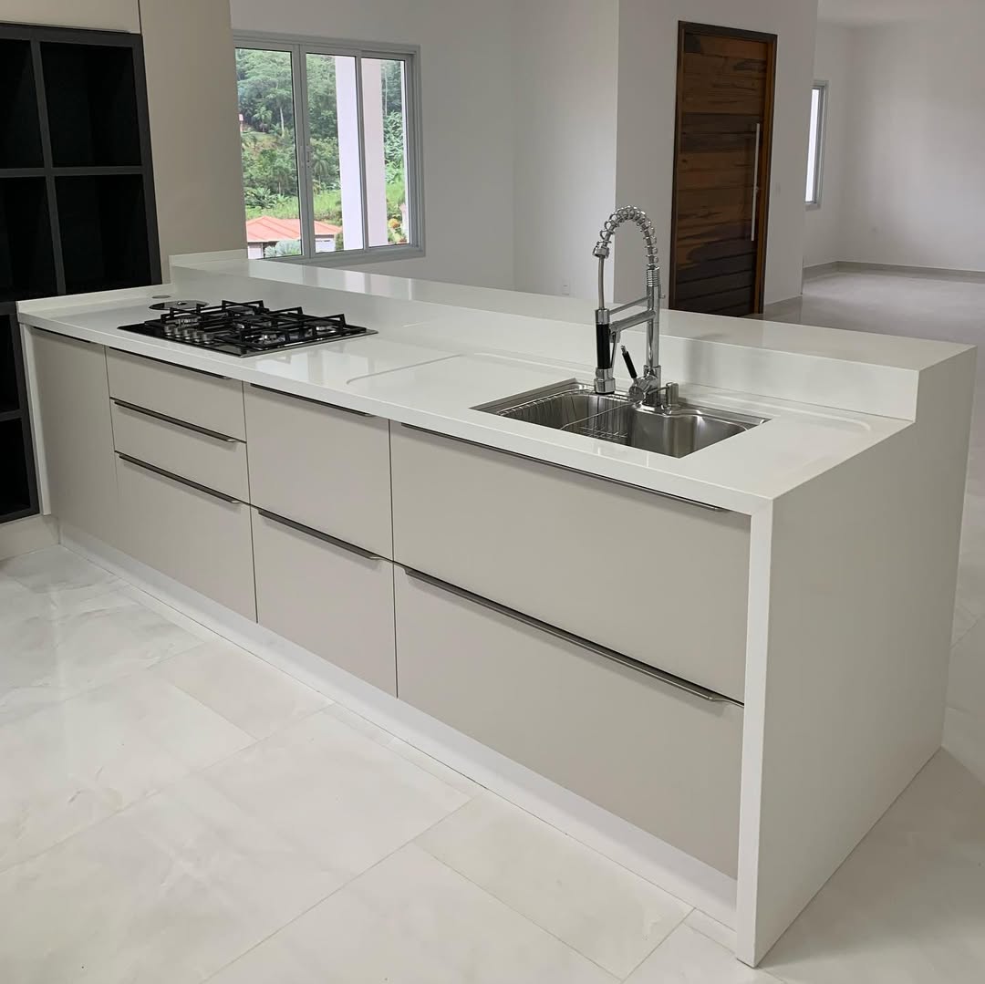 Cozinha em Quartzo Branco